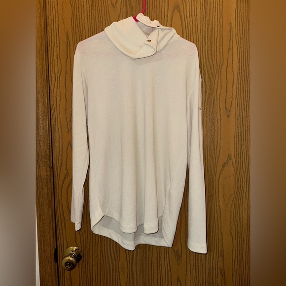 Women’s Columbia Long Sleeve Cream Turtleneck Button Up Neck Size Large - Picture 8 of 13